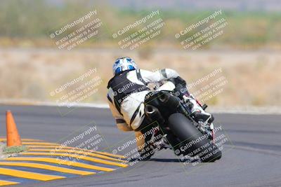 media/Oct-09-2022-SoCal Trackdays (Sun) [[95640aeeb6]]/Turn 14 Backside (1125am)/